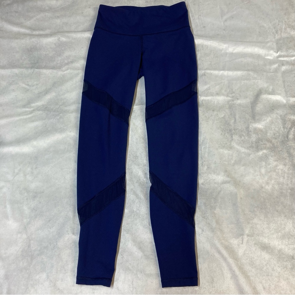 Old Navy Active Navy Blue Lace Go-Dry Leggings S/P